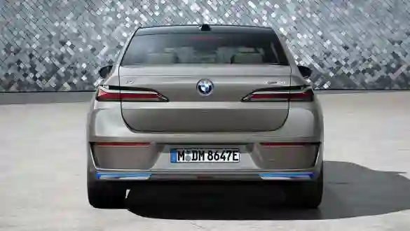 BMW 7 серии рестайлинг 2022