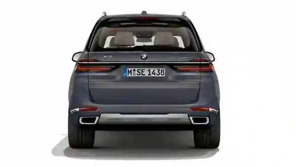 BMW X7 рестайлинг 2022