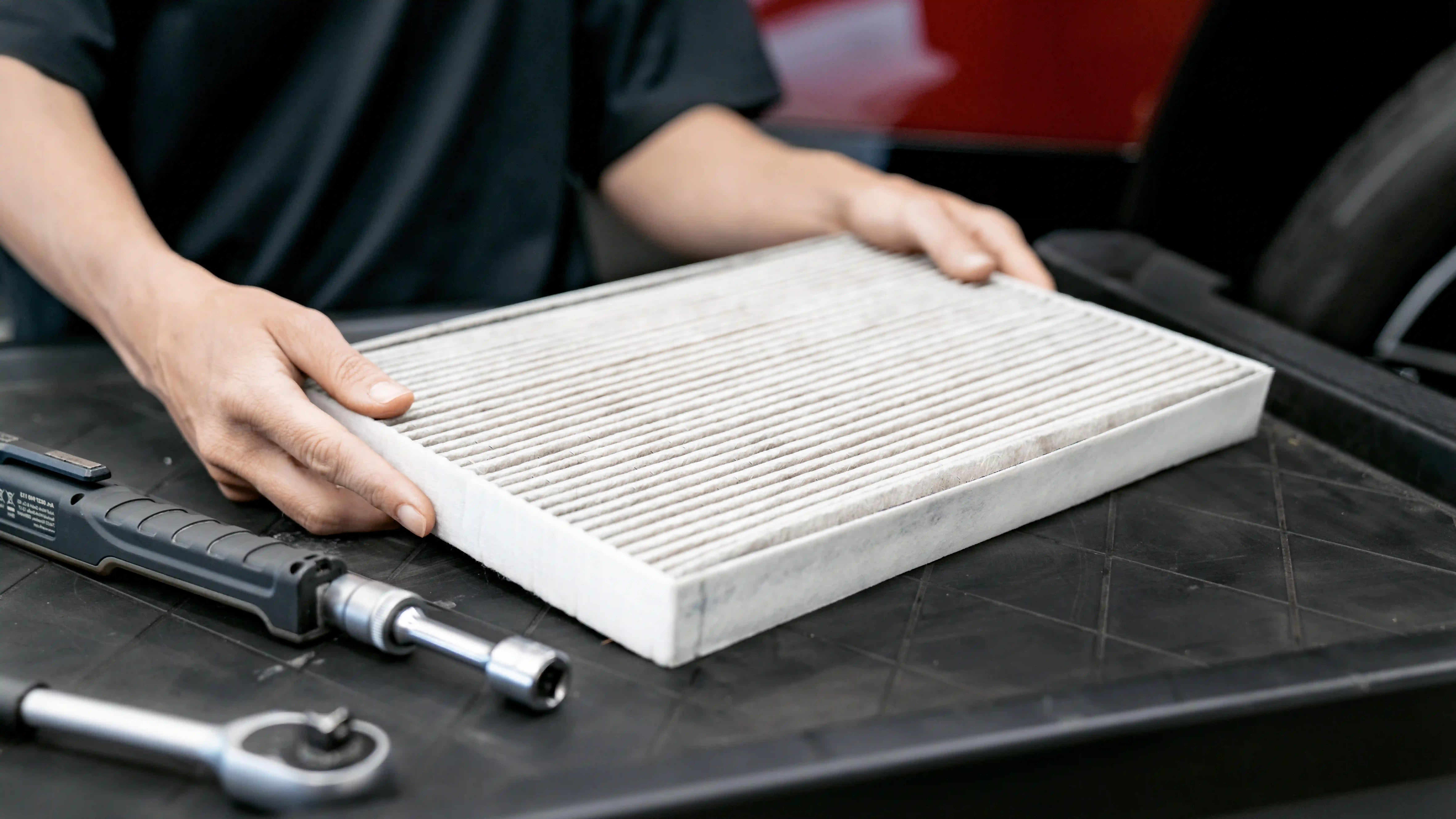 Замена салонного фильтра BMW X7