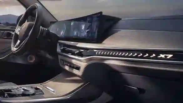 BMW X7 рестайлинг 2022
