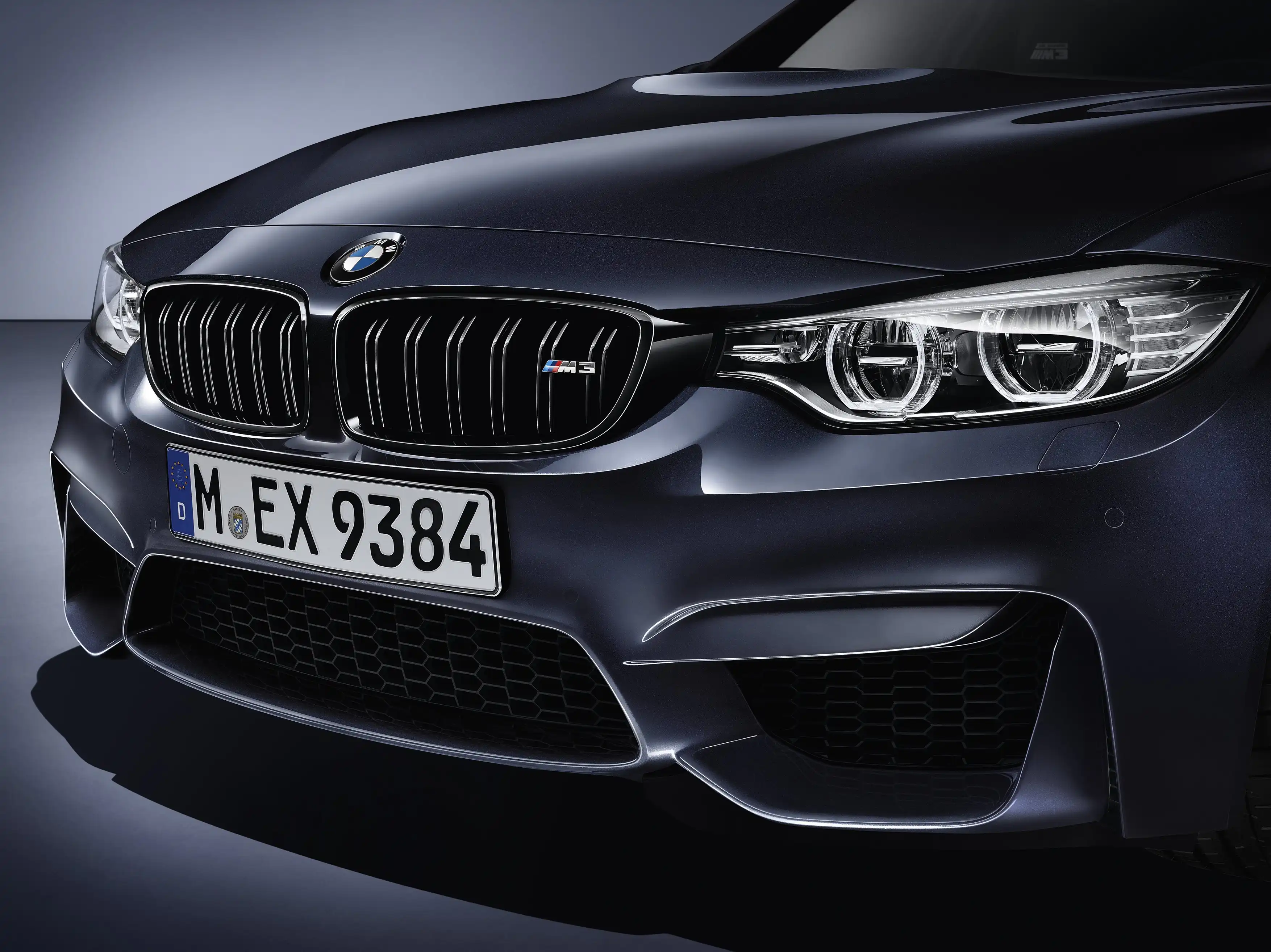 СПЕЦИАЛЬНАЯ ЛИМИТИРОВАННАЯ СЕРИЯ BMW&nbsp;M3 «30 YEARS M3»