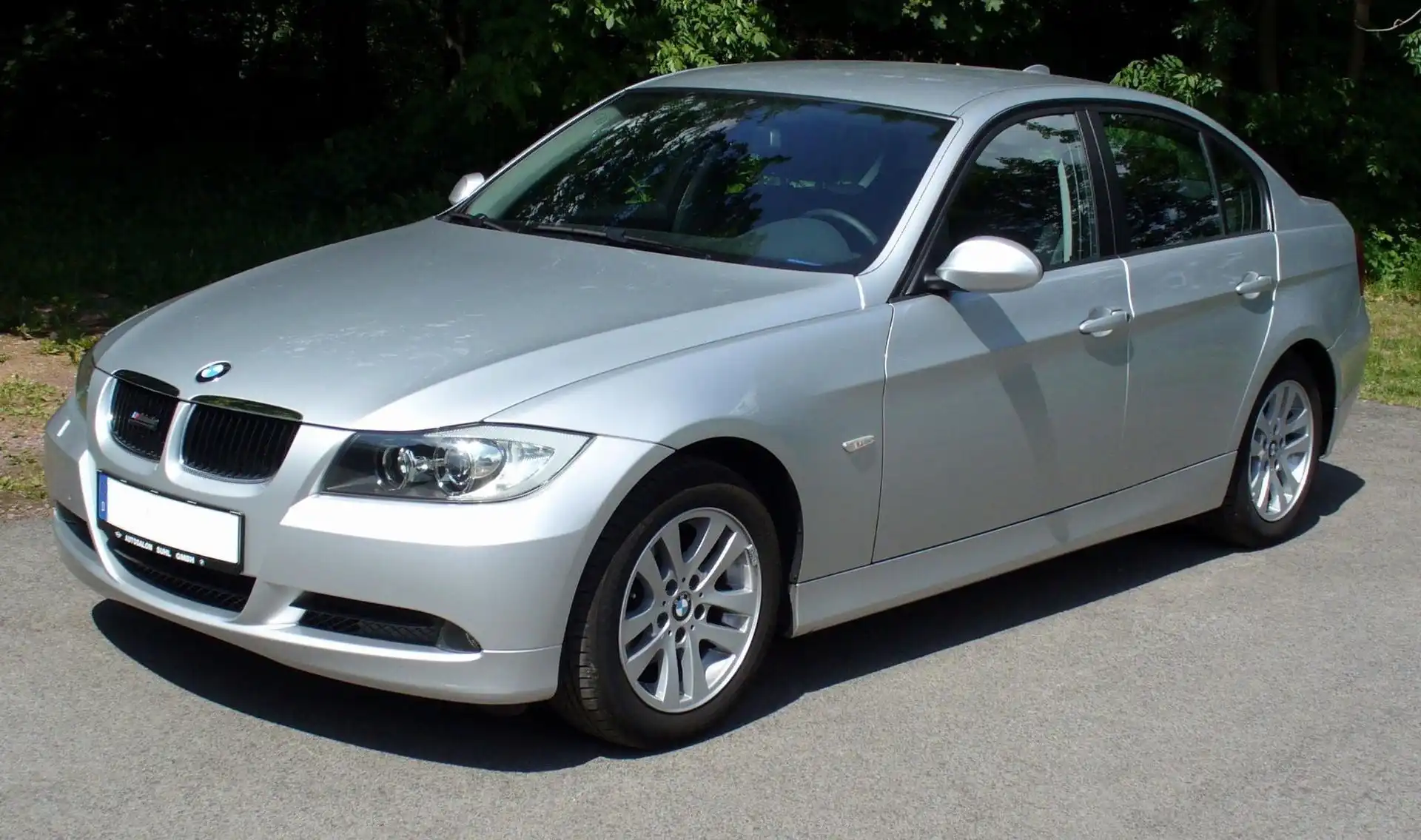 Самые надежные BMW: новые модели и авто с пробегом