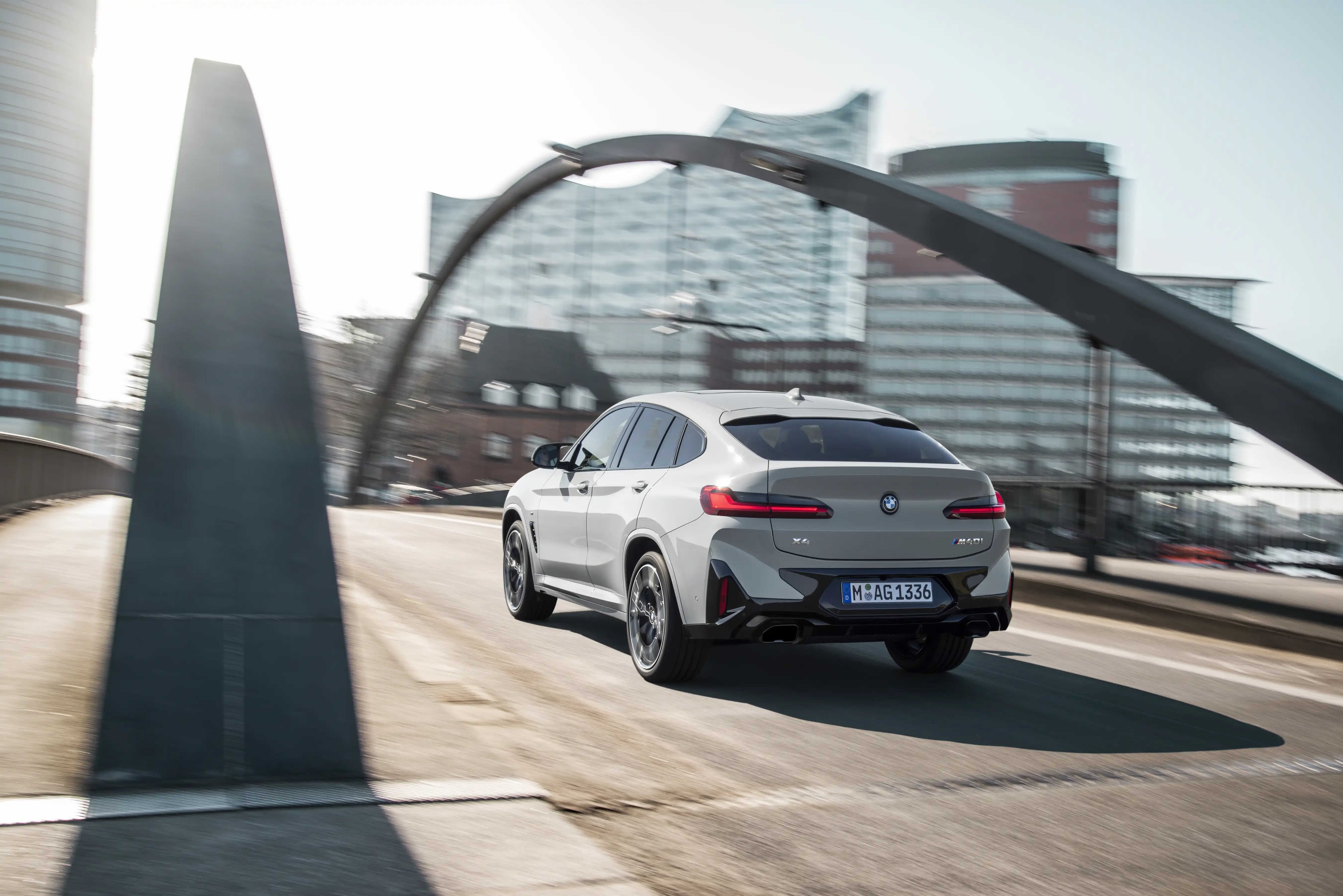 Новые BMW X3 и BMW X4: еще интеллектуальнее, современнее и спортивнее, чем раньше.