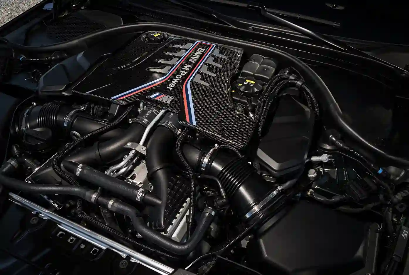 BMW M5 CS — сверхмощный, суперскоростной