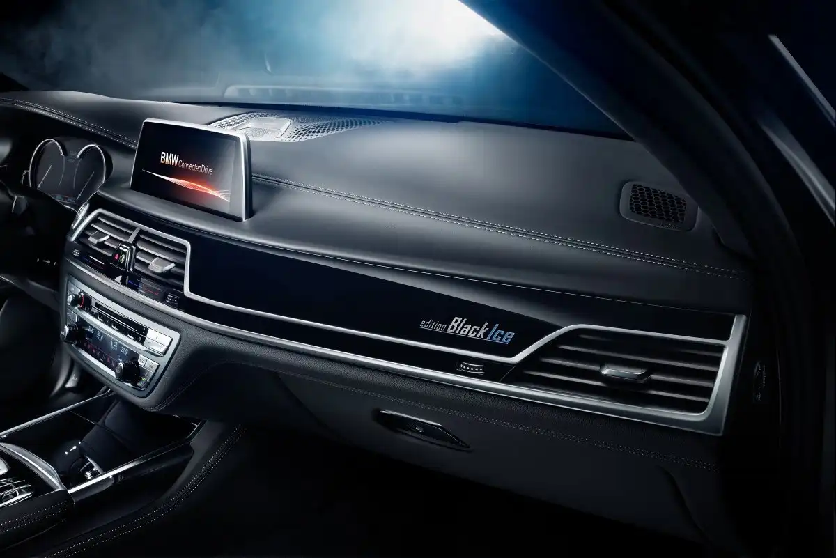 BMW&nbsp;7&nbsp;серии Individual edition Black Ice