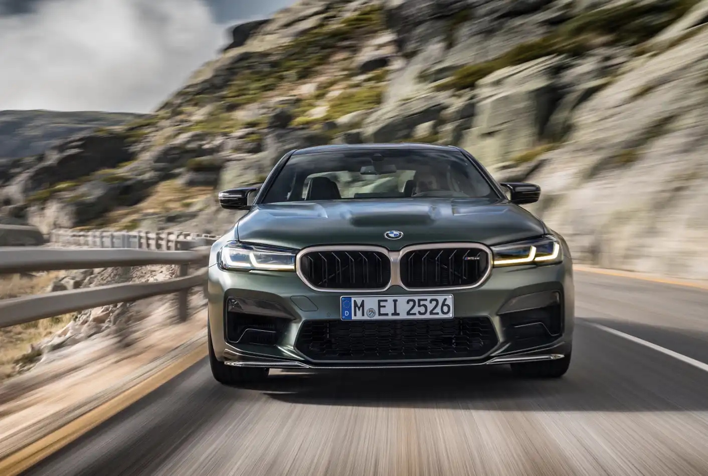 BMW&nbsp;M5 CS — сверхмощный, суперскоростной
