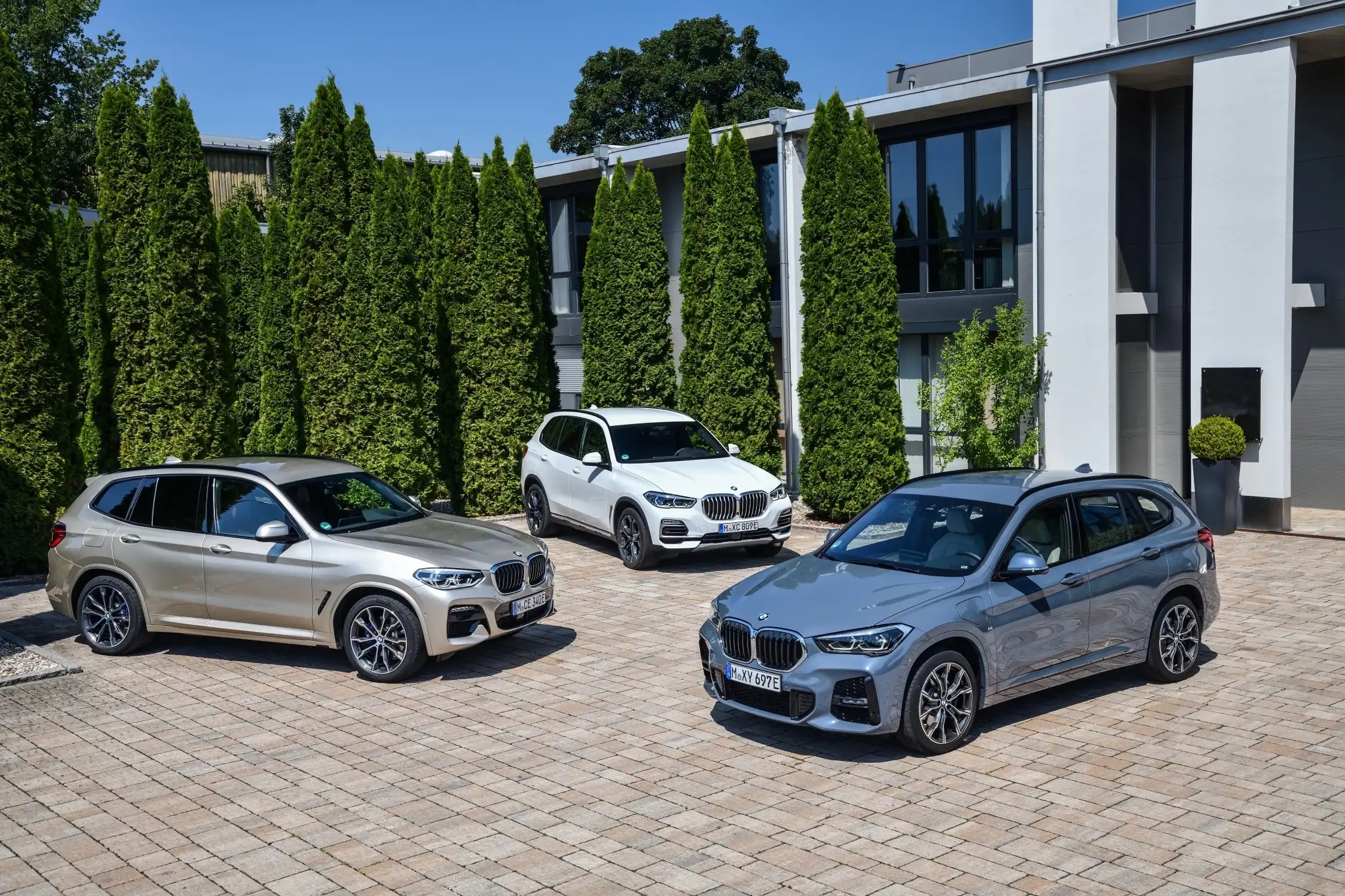 Список моделей BMW с полным приводом