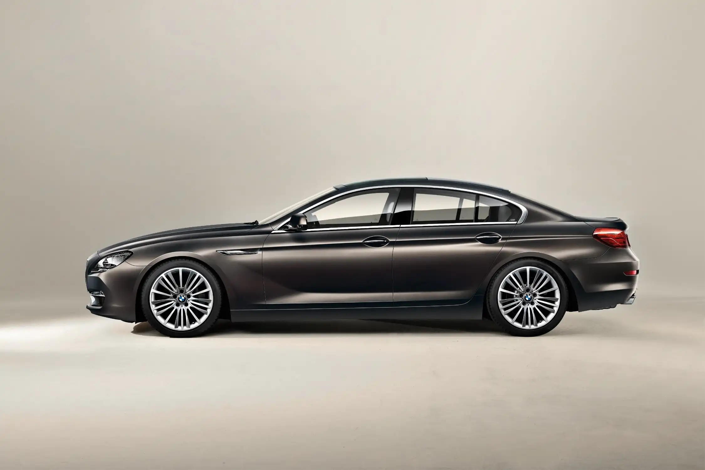 BMW&nbsp;6&nbsp;серии Coupe и GranCoupe: подробный обзор.