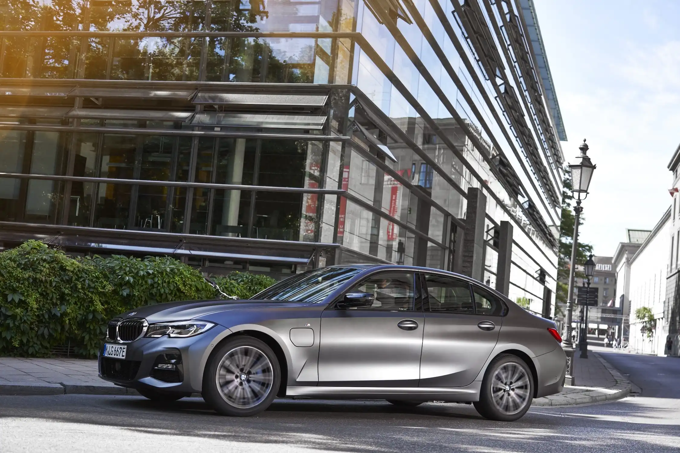 Какой класс у автомобиля BMW&nbsp;3&nbsp;серии